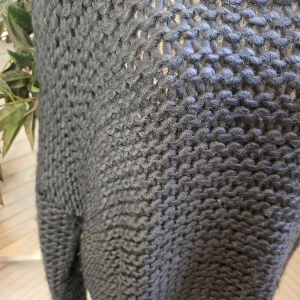 POL Women's Charcoal V-Neck Sweater - Picture 5 of 6